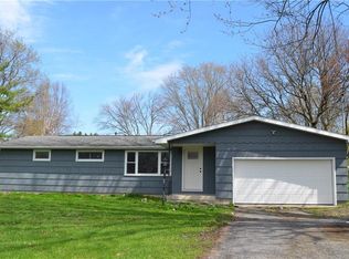 6005 Dale Rd, Cicero, NY 13039