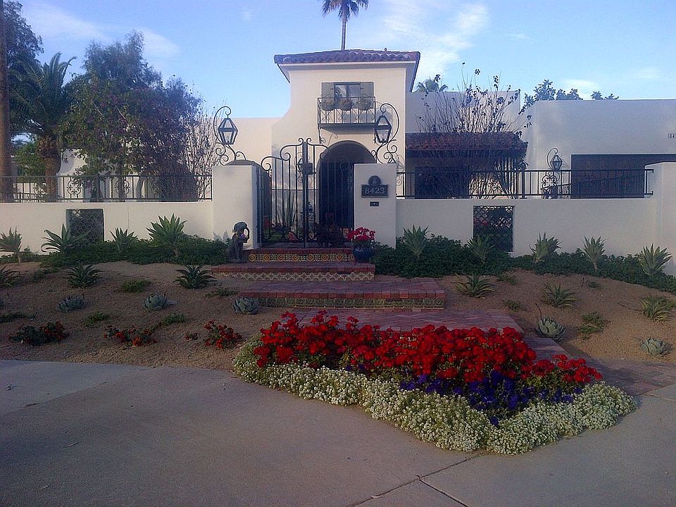 1st image of 8423 N Via De Lago