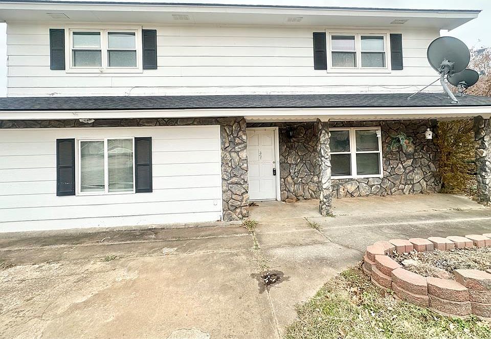 1st image of 7 Tawana Dr