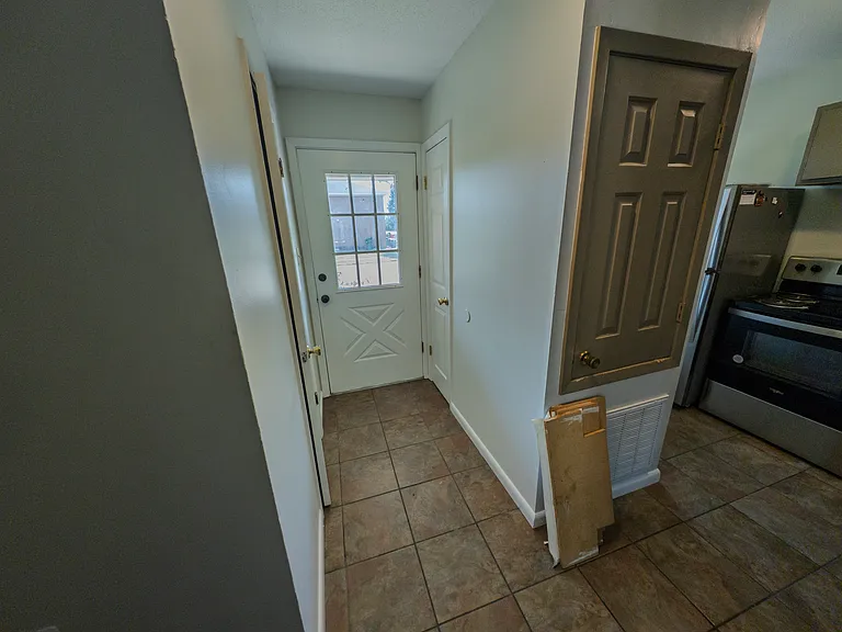 707 Walker Rd — Photo 15