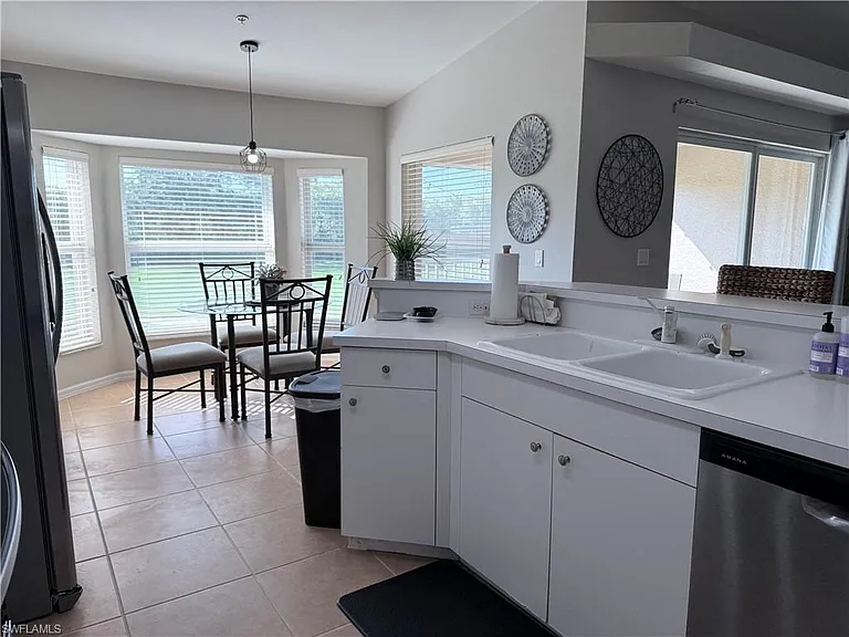 2865 Cypress Trace Cir #203 — Photo 6