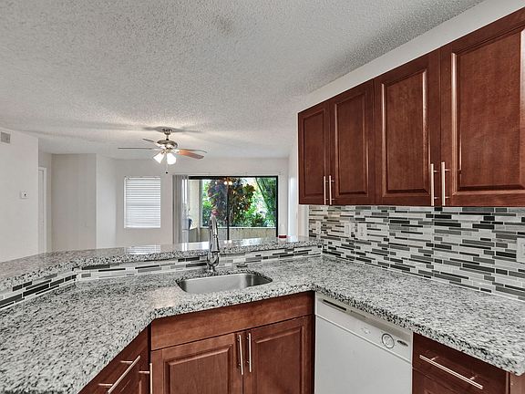 4th image of 9999 Summerbreeze Dr APT 407