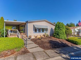 2120 Robins Ln SE, Salem, OR 97306