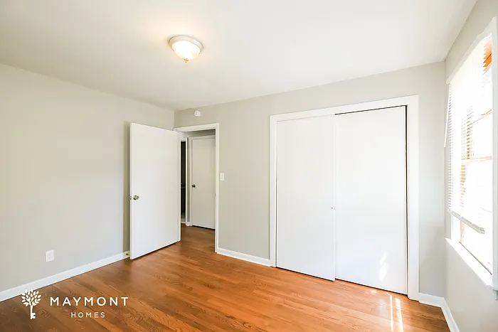 8542 Taylor Rd — Photo 11
