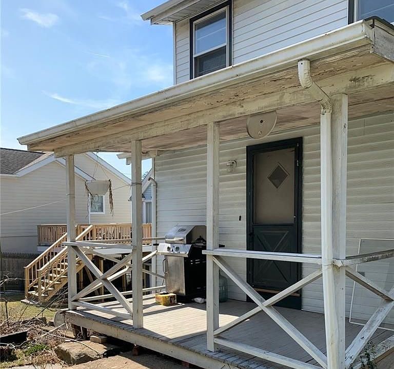 1st image of 24 S Lawn Ave