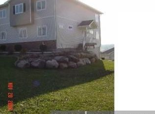 777 Hamel Rd, Medina, MN 55340