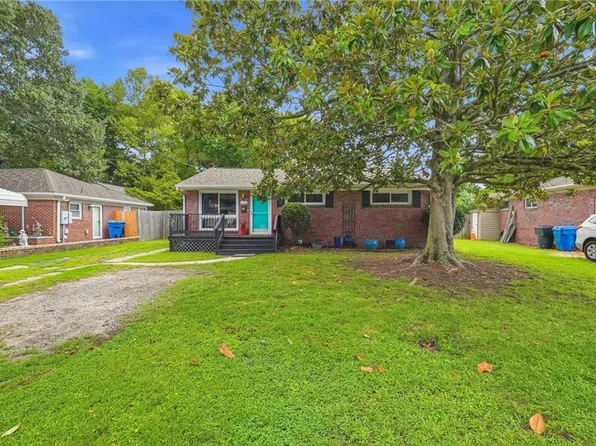 220 Matt Ln, Virginia Beach, VA 23454
