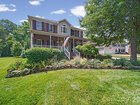 2nd image of 8513 Middleton Cir