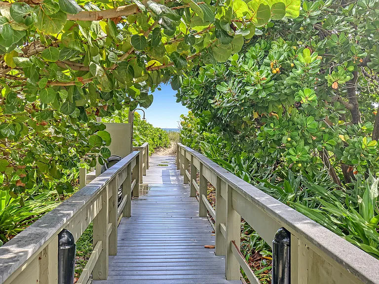 3400 N Ocean Dr #101 — Photo 32