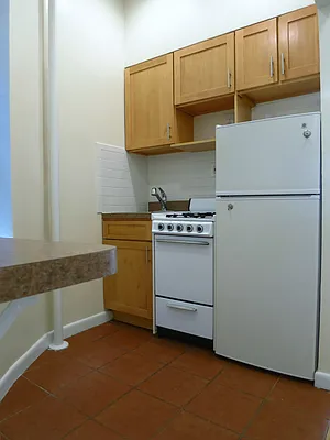 Rented by City & Suburban | media 7