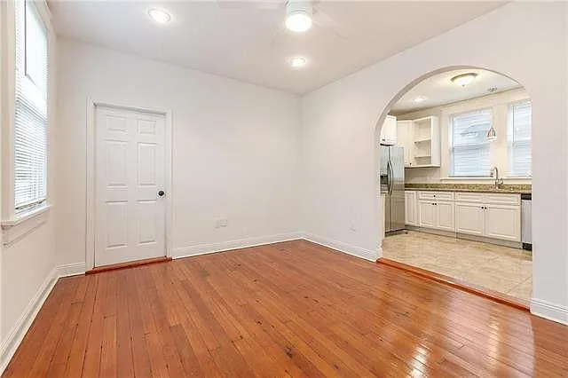 2644 Bruxelles St — Photo 11