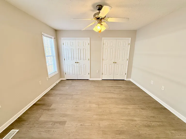 52 Linsey Ct — Photo 42