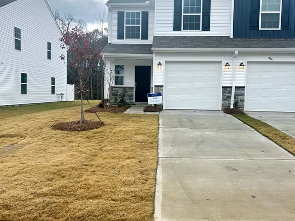 918 Powder Creek Dr, Reidville, SC 29375