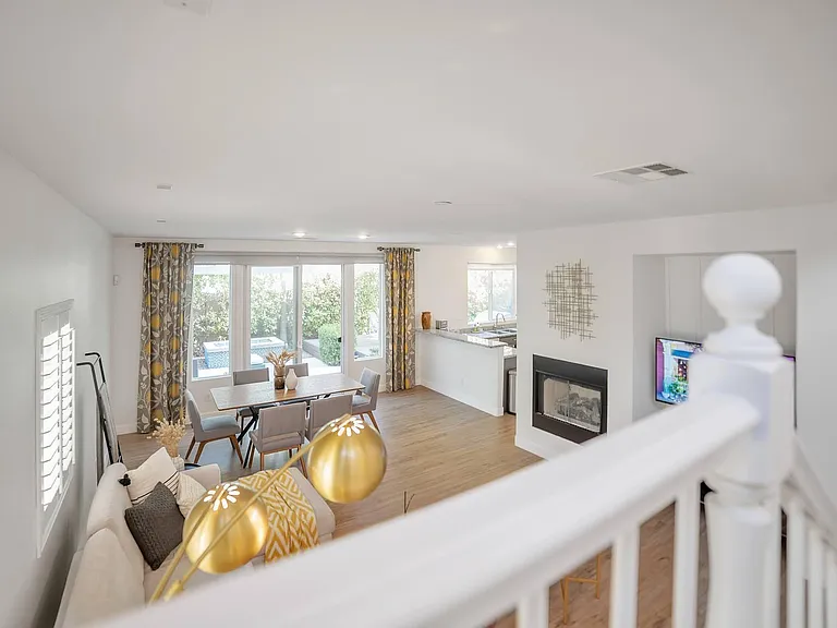 10470 Sky Gate St — Photo 4