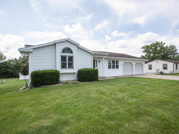 895 Grant Street, Platteville, WI 53818