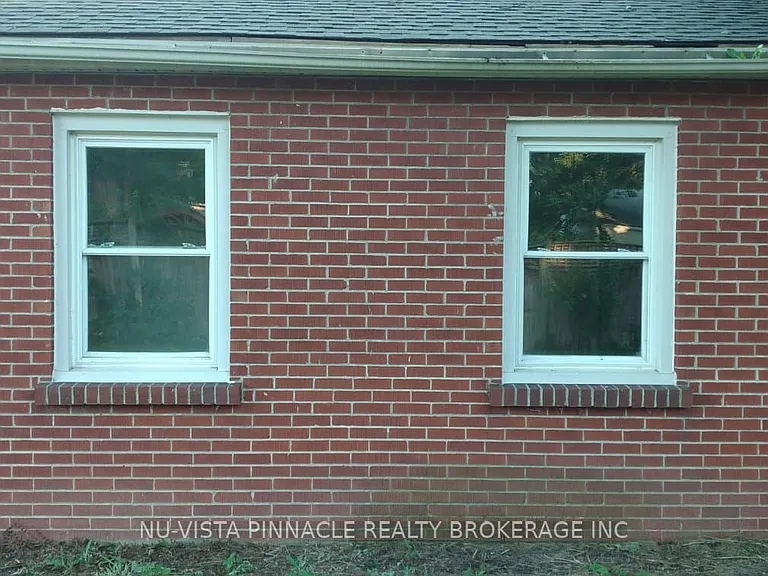 1512 Western Rd — Photo 19