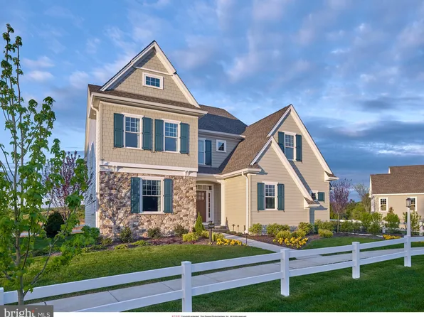 153 Chapel Hill Cir, Paoli, PA 19301