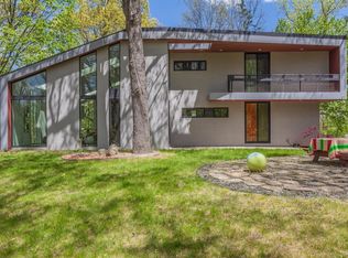 1125 Elmwood Dr, Ann Arbor, MI 48104