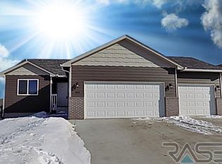 504 S Clearbrook Ave, Sioux Falls, SD 57106