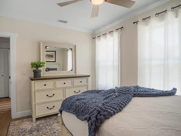 840 Beltrees St — Photo 31