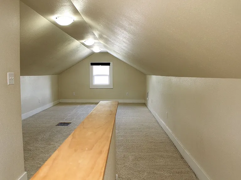 2257 SE 43rd Ave — Photo 21