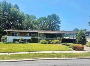 2480 Flamingo Dr, Florissant, MO