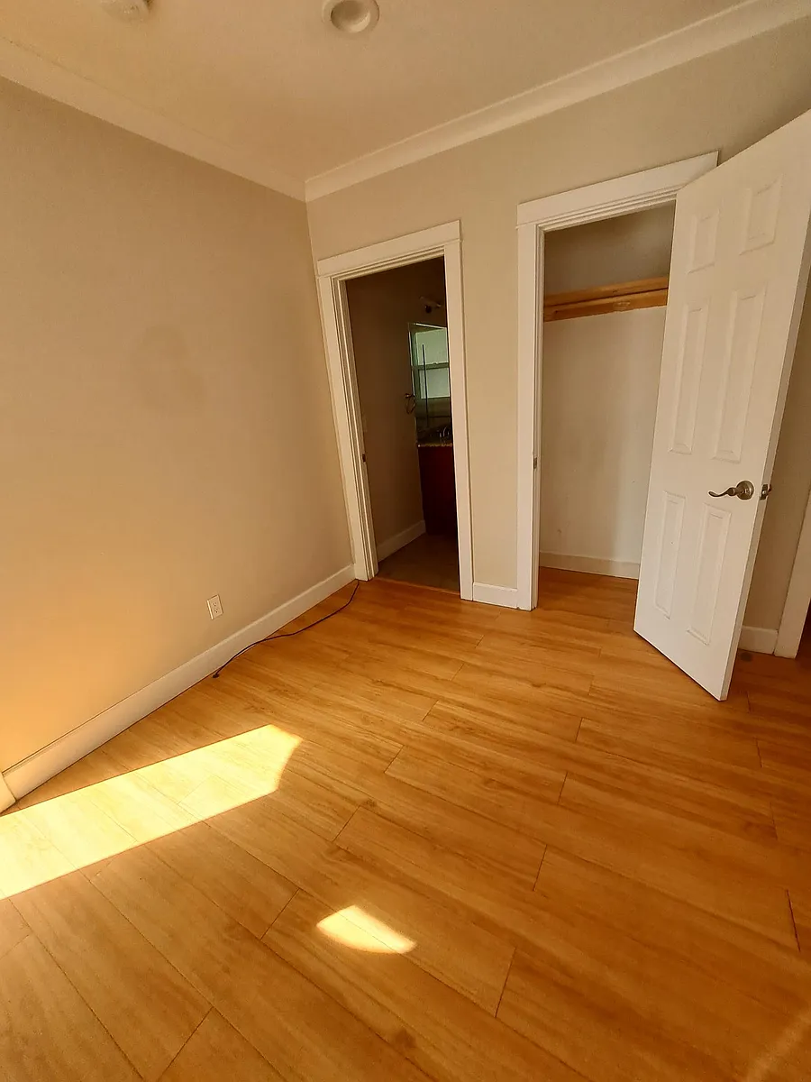 Building Photo - 240 River St #7
