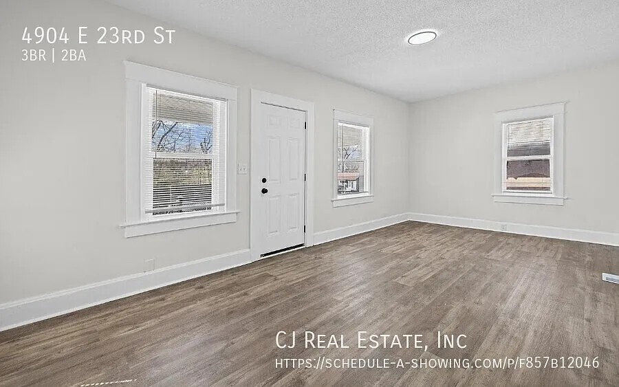 3 bed, 1.5 bath, 1158 sqft, $1,275 — Photo 2