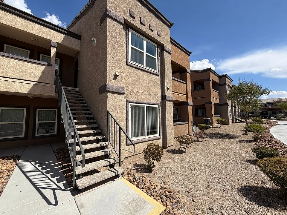 6650 W Warm Springs Rd #2026