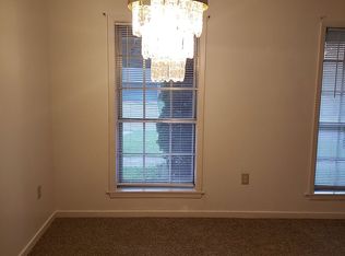 328 Sharon Hills Dr, Jackson, MS 39212