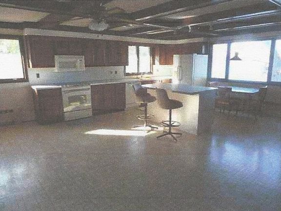 5th image of 4704 Clear Lake Shore Dr