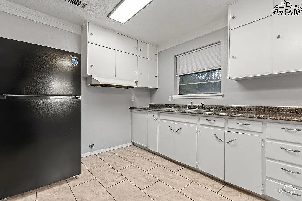 3 bed, 1.5 bath, 972 sqft, $995 — Photo 4