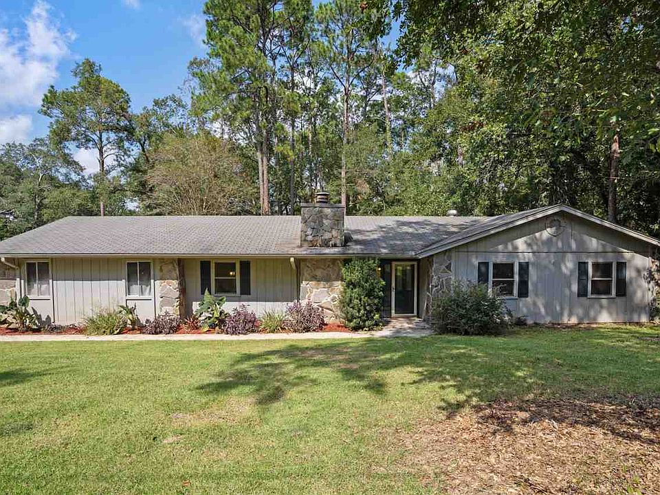 1st image of 912 Blackwood Ave