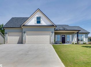 112 Legacy Ln, Pickens, SC 29671