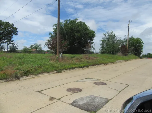 W Carl Albert Pkwy #10, McAlester, OK 74501
