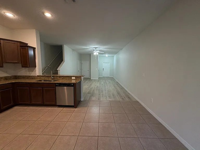 1410 Ballard Green Pl #1410 — Photo 16