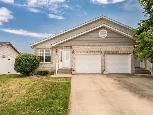 3324 Berwin Green Dr, Belleville, IL 62220