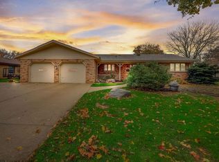 5222 S 21st St, Milwaukee, WI 53221