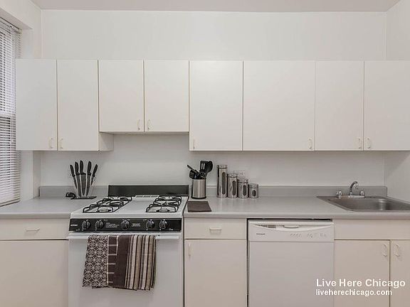 3rd image of 4874 N Ashland Ave #48741W