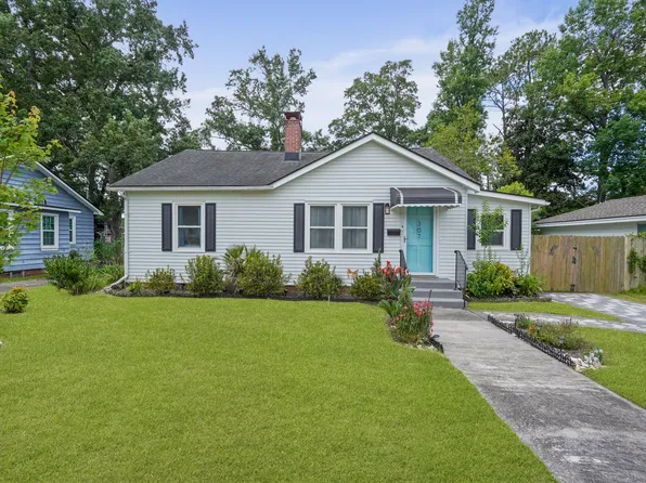 307 E 57th St, Savannah, GA 31405