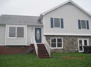 403 Mount Olive Dr, Greensboro, NC 27406