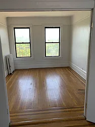 Rented by Laura Nguyen, LREB