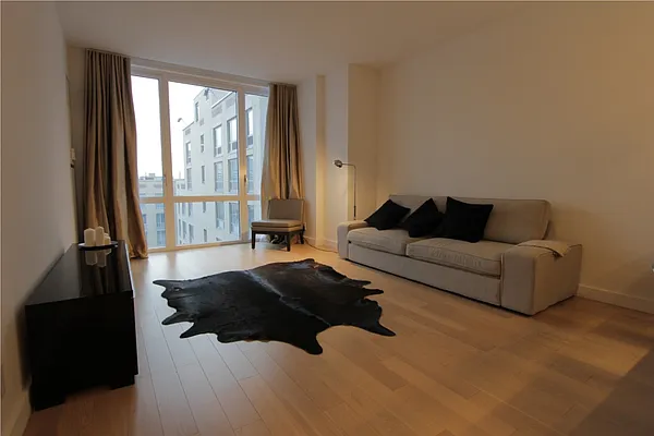 Rented by Platinvm Property Group New York | media 20