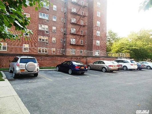 Sold by Laffey Real Estate | media 18