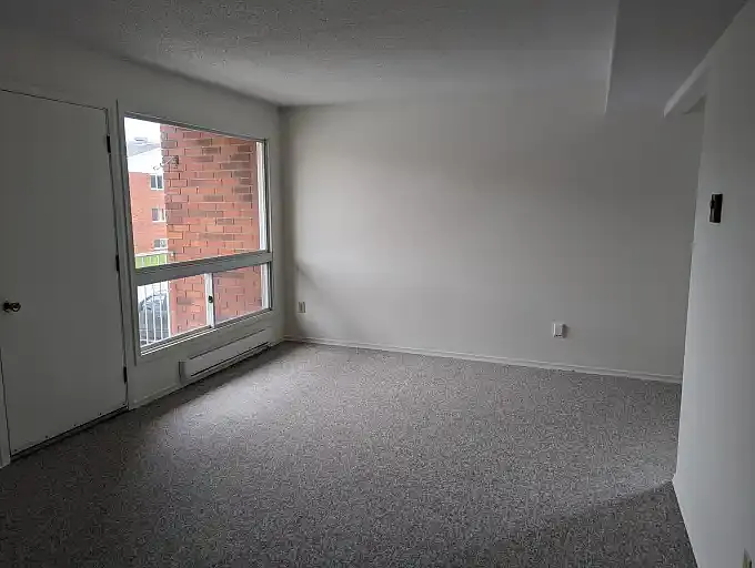 2387 Kawartha Heights Blvd #201 — Photo 4