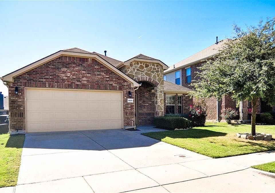 1st image of 9609 Tipperary Dr