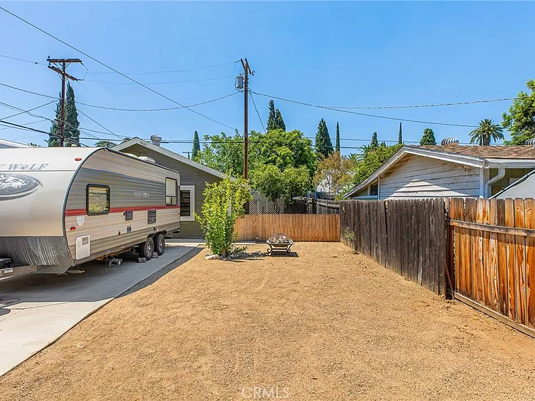 3844 Linwood Pl — Photo 38