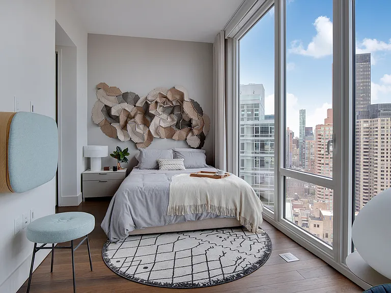 222 E 44th St #17J — Photo 9