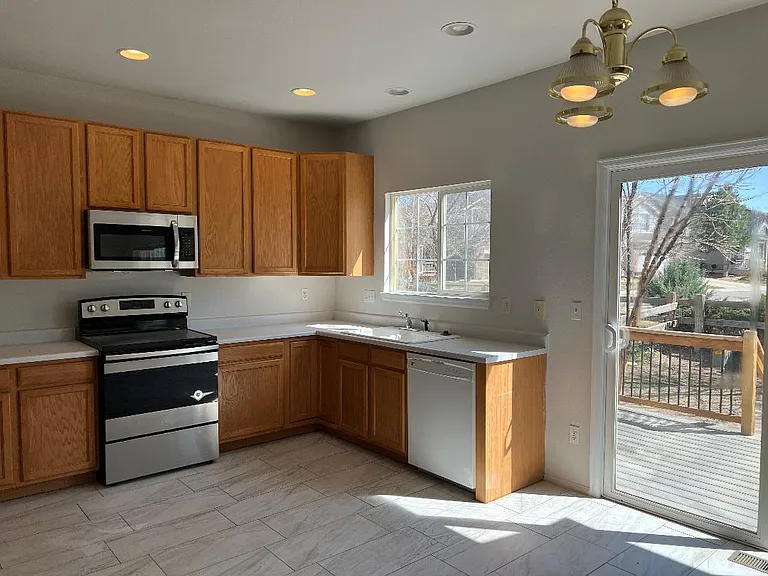 18226 E Lake Ave — Photo 3