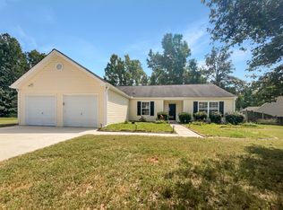 11 Fern Leaf Ct, Dallas, GA 30157